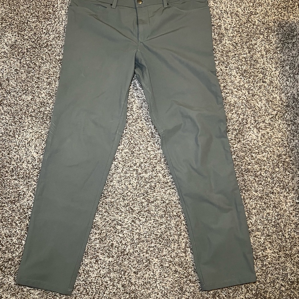 Lululemon ABC Pants 34x32 Slate Grey